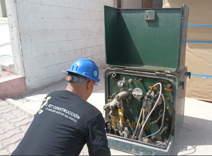 Obra subterránea eléctrica